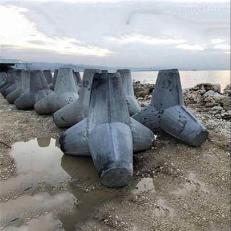 中空式防浪块模板 混凝土防浪块钢模板 保定市润达模具零售价