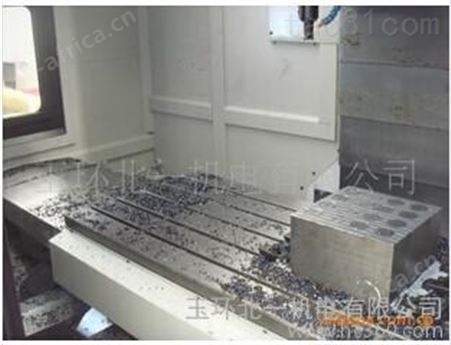 供应北一精机经济型数控钻攻中心TC500