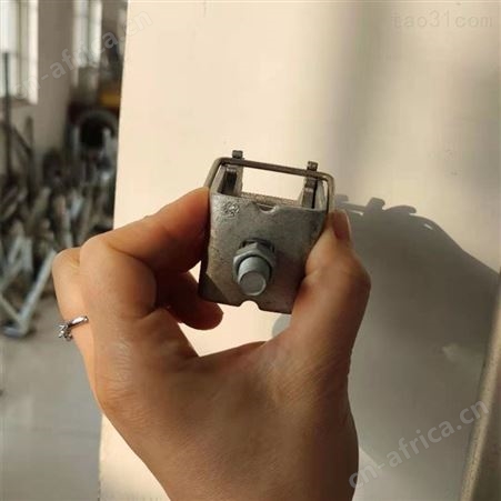 西润制造新旧款铝齿轮紧线器