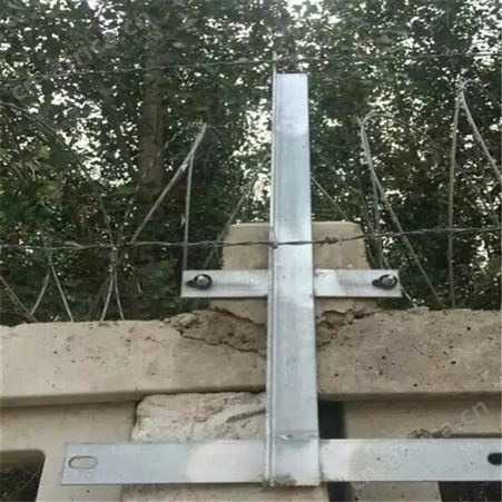 西润铁路防护网定西高铁支架刺丝滚笼
