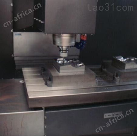宁波北仑模具加工中心vmc1270重型切削加工机厂家