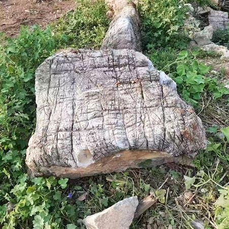 别墅庭院造景假山 瀑布流水景喷泉黑龟纹石 假山石厂家直供