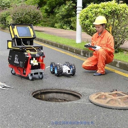 上海虹口市政排水管道淤泥高压清洗机器人修复