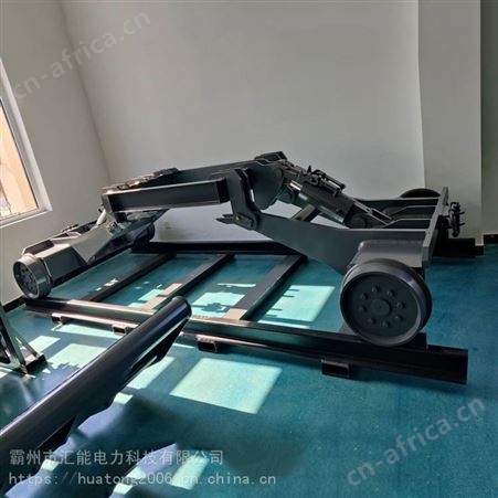 挖掘机轨道行走轮铁路施工行走轨道轮液压铁路轨道导向轮行走装置