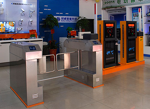 双机芯翼闸_翼闸受欢迎原因？